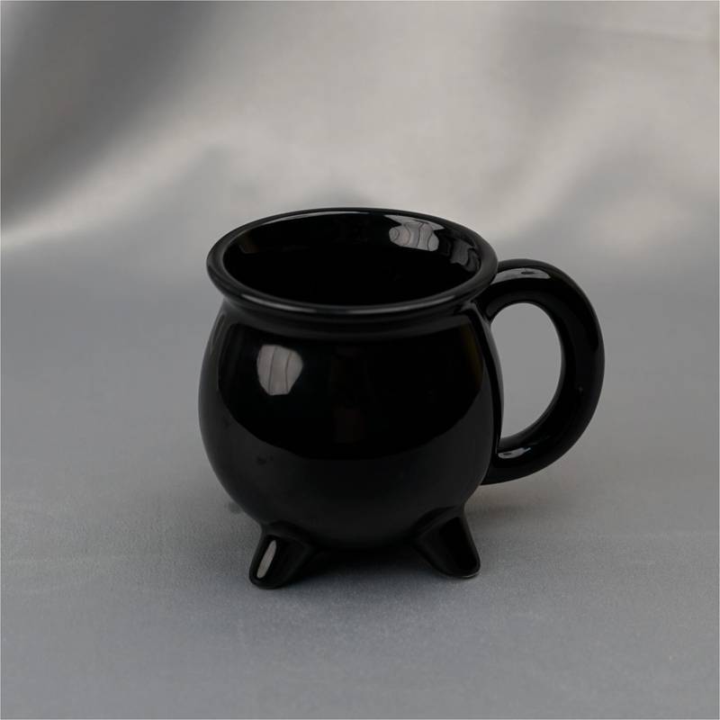 Hexenkessel Tasse (3).jpg